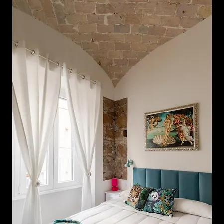 Bretone Xi Bed & Breakfast 4*